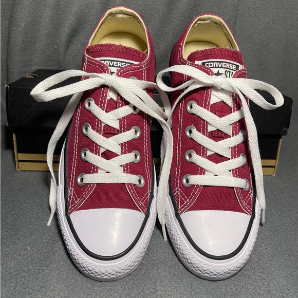 Women’s Converse All Star Sneakers Size 6 - Picture 1 of 7